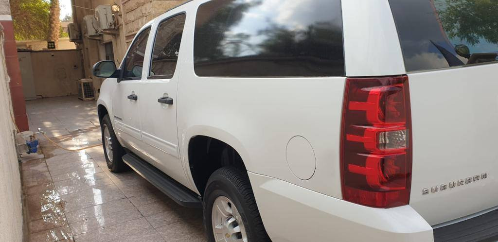 السلام عليكم عندي سيارة مصفحة للبيع موديل 2013ماشية39الف سيارة جديدة شركة التصفيح شركة فرنسية وشركة المانية وبيها شهادة منشأ مذكور بالسنوية مصفح ومضلل الاتصال على هذا الرقم***********
