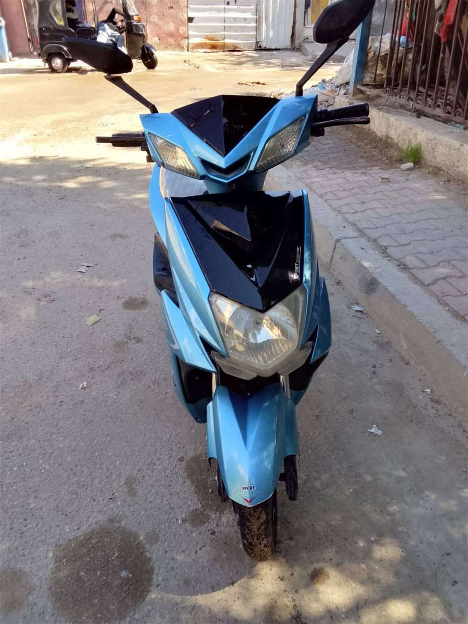 دراجه شحن للبيع سعر 600 ما متواجد فيس الدرجه مال ولد راح اخلي رقمه او خابرو عليه هاذ الرقم
***********
عنوان رئاسة العبيدي شارع 20
