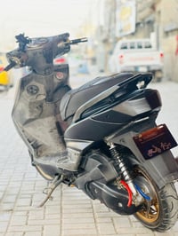 سكنس فحل للبيع السعر 250وبيها مجال عطلها بصيط كلش اذا تريد تستفسر اكثر...