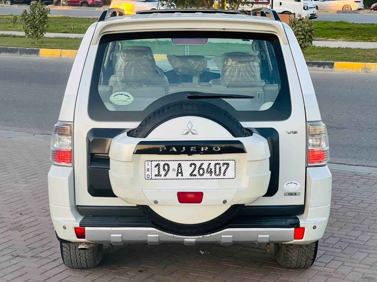 سلام عليكم باجيرو 2014 حبتور  خليجي رقم كربلاء الدولي مشروع وطني تتحول بكل المحافظات 
فول مواصفات حبتور سته سلندر سبعه راكب ثلاثه قطع تبريد مركزي شاشه كار بلي كشنات جلد كشنات كهرباء تحكمات ستيرن جهتين مري شفط إشاره بل مرايه ثلاجه تبريد نظام دمام كبير فوريل تبريد لمس وبعد بيها هواي مواصفات معروفه 
كير محرك تبريد تخم تاير حداديه كلها جديده وخير من الله 
ماشيه 99…Km حقيقي اصل 
مكان سياره كربلاء إلمقدسه 
رقم الهاتف‭…0770 730 3729‬
سعر 158…
ملاحظة غير متوفرة حاليا على الفيس بوك كربلاء, العراق
