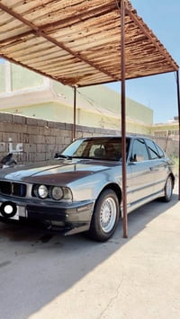 بي إيم دبليو 525i • ١٩٩١ • رقم بابل