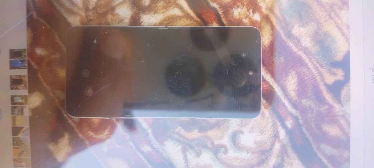 السلام عليكم ورحمه الله موبايل ايفون 8عادي ذاكره 256 بس الخط مايشتغل جديد موبايل تكنو اسبار ذاكره 64 رام 8 امراوس ب ايفون 11اليريد يعلق أو يخبر ***********
