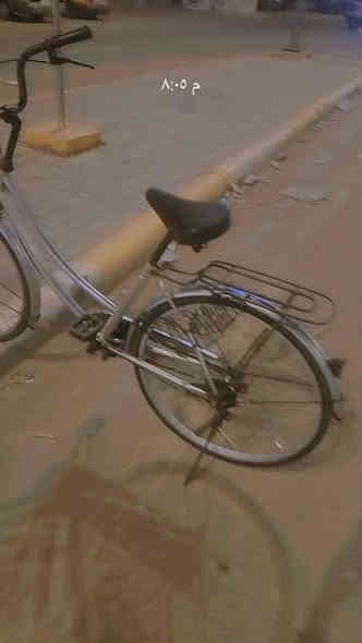 السلام عليكم شباب بايسكل للبيع حجم 26 لون رصاصي اقل الشهر من منزله بايسكل جديد سعر البايسكل 120 وبي مجال مراوس عادي مكاني كربلاء حي العامل منطقه الثالثه رقم الهاتف بس واتساب *********** خاص مفتوح
