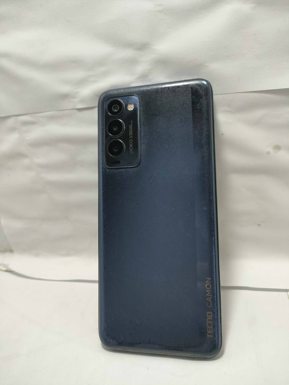 تيكنو سبارك 18P نضيف جداً شرط تفحص وتاخذ بوبجي 60 فريم ذاكره 256 رام 8+5  السعر 110 وبي مجال  موصل وادي حجر  ***********
