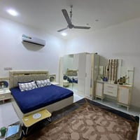 غرفة • دوشك • للبيع