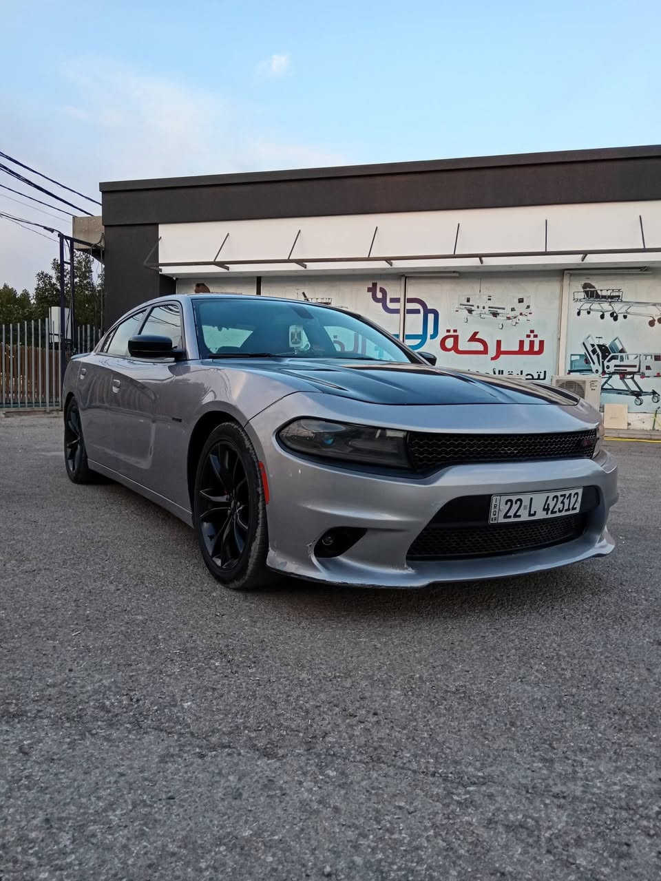 سلام عليكم جارجر مديل 2017امريكي حادثه بنيد بدون داخل وبيه بل عراق نص جاملغ خلفي فقط ماشيه 100اصل محرك 3600مكينه وكير وتبريد وحداديه كله شرط ع وضع شركه تخم تاير جديد حداديه جديده موصفات sxtرقمه اربيل الإنكليزي سعره 179مكاني نجف اتصال فقط فقط ***********
