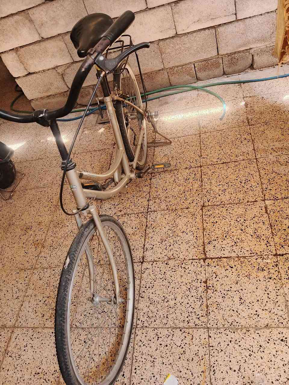 السلام عليكم بايسكل عبد الحليم للبيع حجم 24 كامل ملحقاته فقط بنجر التايه الوره جديد مابي شي طفارياتو بريك كلو موجود 70


**إذا كنت صاحب هذا الإعلان وتريد حذفه لأي سبب، رجاءا أرسل رسالة إلى الدعم الفني**