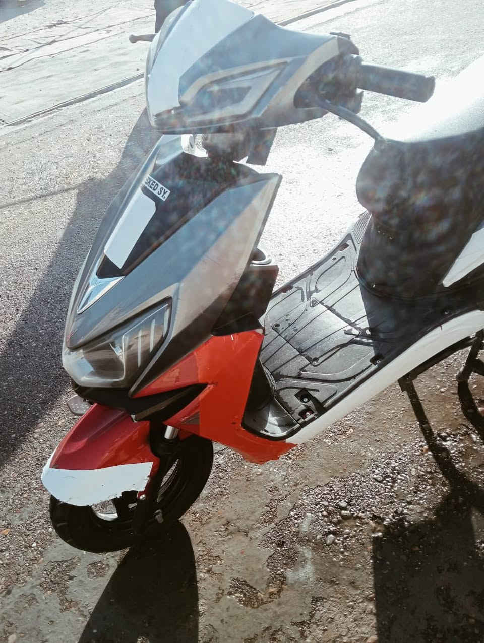 السلام عليكم دراجة سكنس شحن الراجة 6 بطاريات الاكبار وبطاريات جديدات وملف نصيف 100% الدراجة نقصها بس عقل يعني الدراجة متشمي السعر 230 الف وبيها مجال عنوان حي اور قرب فلكة صباح الخياط


**إذا كنت صاحب هذا الإعلان وتريد حذفه لأي سبب، رجاءا أرسل رسالة إلى الدعم الفني**