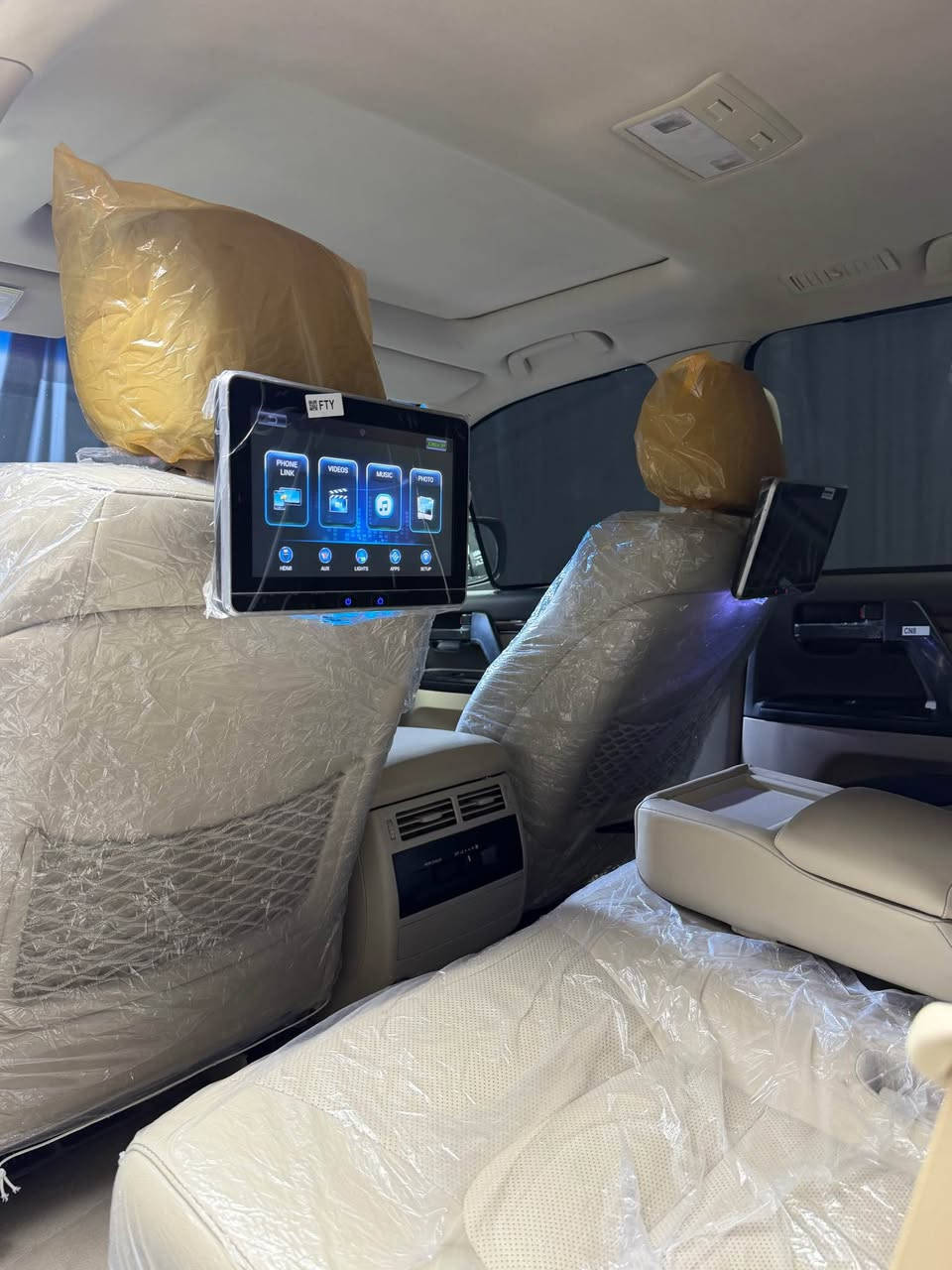 ‎‏Land cruiser GXR  2019- V6   83,000km🪬

‎‏Grand turing

‎لاندكروزر 2019  GXR

‎‏‎ملاحظە : الاخوان رجائن بس بیع نقد بدون مراوس📌

‎أخت زيرو بل كارتون 📦📦

‎‏‎لاندکروزر 2019  ساز باب أول

‎‏‎💎محرک 6 سلندر 

‎‏‎⌛️ماشي 83,000 ألف

‎‏‎💎 بسمطين  +سماعة بيلادي +فرشات بيلادي مجوود 

‎‏‎ مكفولة كفالة عامة من الدعامية إلى الدعامية

‎‏‎  بدون صبخ .بدون بارد  ،بدون رصعات ،بدون حتى شخط

‎‏‎دعاميات هم بدون صبغ ،رمل مابي ،لحية بدون صبخ ..بقية كلها بشرط

‎‏‎🧧 فول مواصفات

‎‏‎شاشة كبير لمس 5كاميرا حاسة رادارات

‎‏‎كاميرات 3 شاشات سيلاد فتحة سقف 

‎‏‎كشن جلد كشن كاراباي شحن موبایل  8 اريباك تبريد مركزية

‎‏‎بصمة تشغيل عن بعد باب جاك سلاجة ليد زينون 

‎‏‎تحكمات ستيرن دبل فوليوم فورويل هوك

‎‏‎سيارة بها 2 بصمة من شركة جديد جدأ 

‎‏‎سيـارة عل نظافتها احسبها صفر زيرو

‎🪭 تخم تاير دنلوب الاصلي

‎‏‎ 🪬محرك كير بشرط مامفتوح

‎‏‎سيارة حيل نظيفة كلشي عل بلاد لوك

‎‏‎سنوية زنكة كلشي جديد مدفوع 2030

‎‏‎باسمي السنوية بشرط تحويل و خرامة 

‎‏‎سيارة مابيـها دينار مصرف كامل من كل نواحي

‎نفسي يوم /تحويل و وكالة حاظر

‎‏‎📍مكانك /داخل سليماني

‎‏‎💵 سعر $498 

‎‏‎📲موبايل/ *********** السليمانية, العراق
