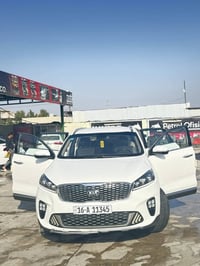 سورنتو ٢٠٢٠ • ٦ سلندر ٧ راكب • ٧٧ ألف