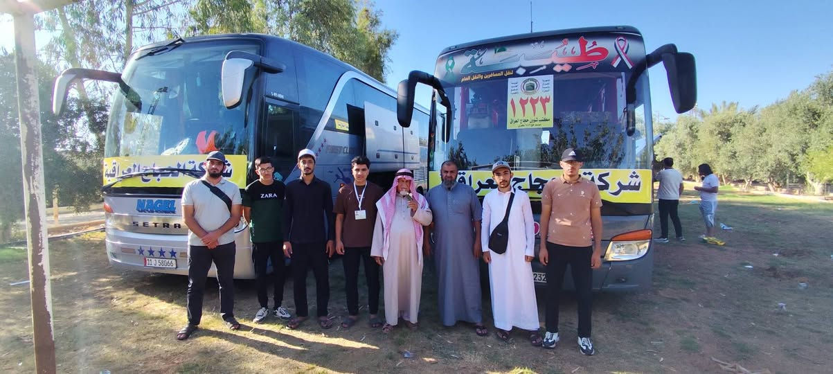 صور من يوميات قافلة شركة الحجاج العراقية للحج والعمرة قوافل البر لعمرة محرم_صفر 1448هـ في المدينة المنورة بجوار الحبيب المصطفى صلى الله عليه وسلم ومكة المكرمة بعد ان اتمت برنامج العمرة كاملا  ولله الحمد. نسأله تعالى لهم القبول والحمد لله على تمام نعمته... 
⭐رحلتنا القادمة برا 🚌 وجوا ✈️ لشهر الثامن 8/2 برنامج 10 ايام وعمرة المولد النبوي 8/20 برنامج  15 يوم ان شاء الله لمن يرغب الاسراع بالحجز وحياكم الله.  
#شركة الحجاج العراقية للعمرة 
***********
***********
