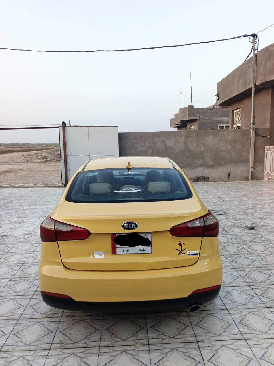 فورتي موديل 2015 رقم بغداد دولي سنويه مجدد لل 30 وارد أمريكي مكفول ضربه وتبديل محرك 2000 دوش مكينه وكير وحداديه وتخم تايرات كله جاهزه مكان سياره ناصريه السعر ب 87 وبيه مجال  رقم الهاتف *********** وانه مكلف بل نشر
