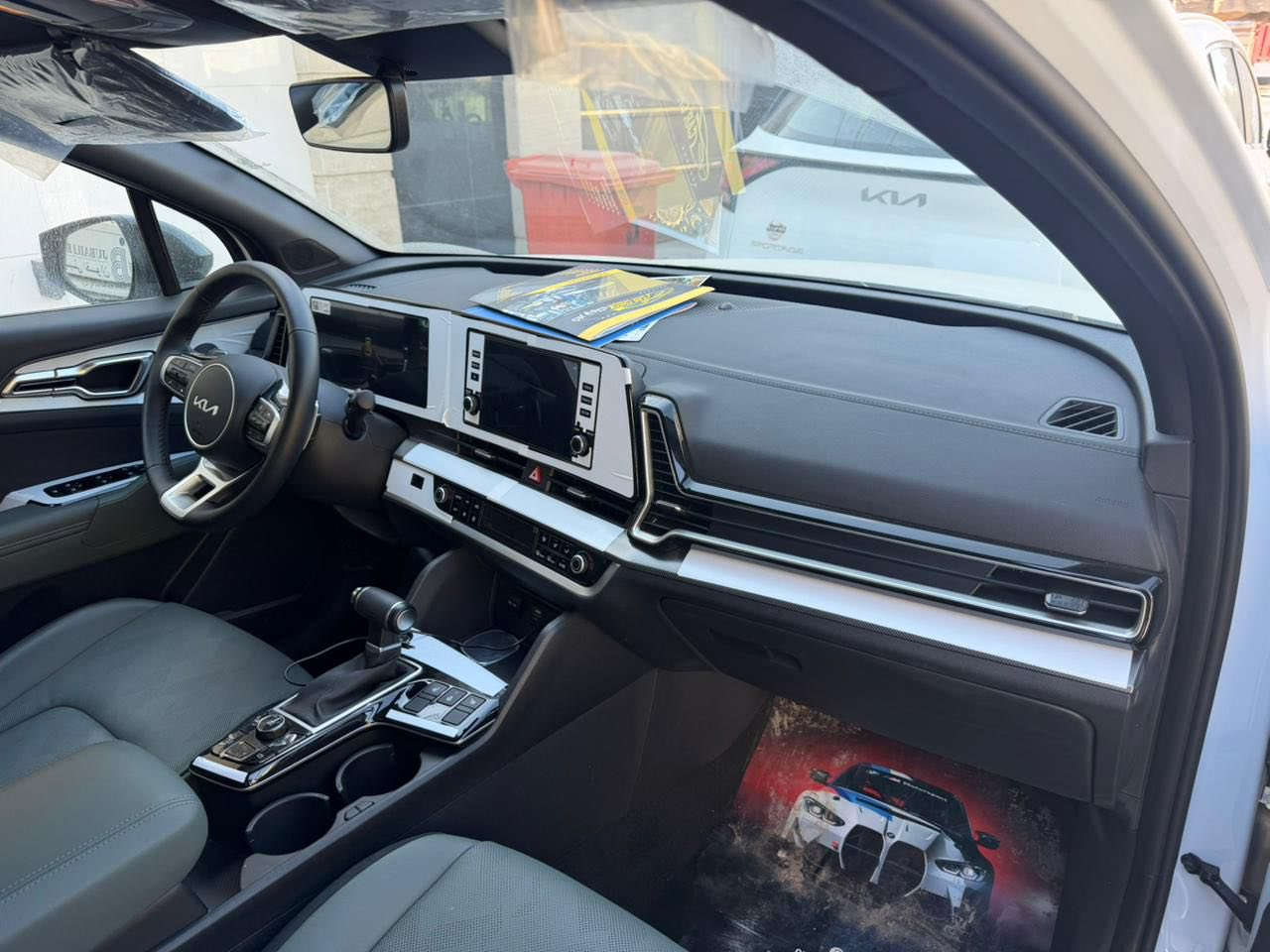 كيا سبورتج بلاك اديشن 2025
رقم اربيل
داخل زيتوني 
قماره حديد
ماشيه 400 كيلو فقط
اتريد وكاله اتريد تحويل 
 السعر 243 وبيها مجال 
***********
