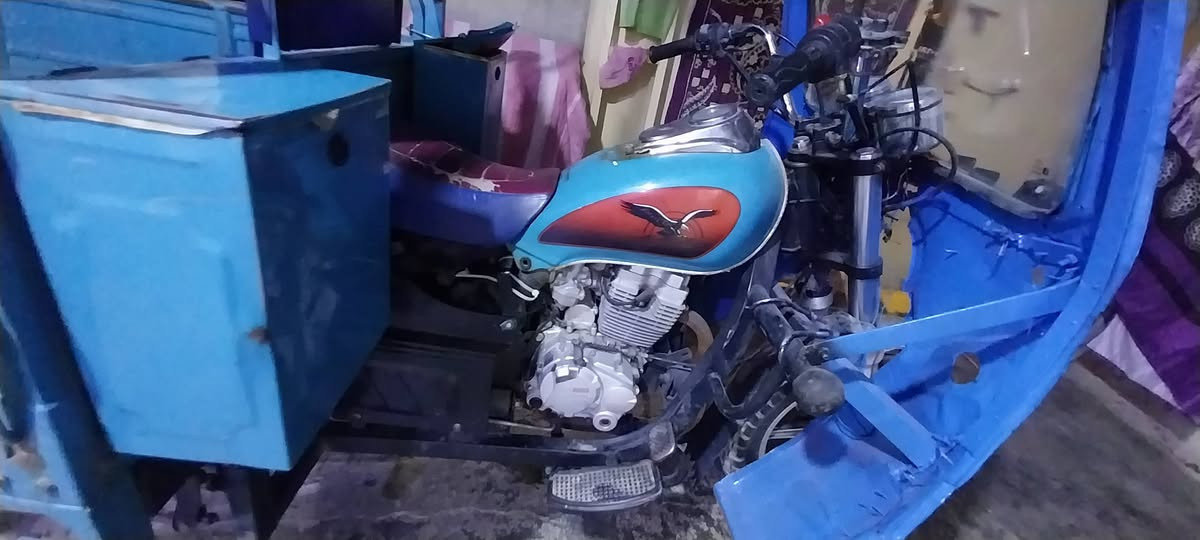 شباب ستوته موديل ٢٢ نضافه ٧٥ بالميه مكان الستوته بغداد الشعب حي البساتين للستفسار *********** ستوته جمره لون سمائي بس الشراي خلي يخابرني
