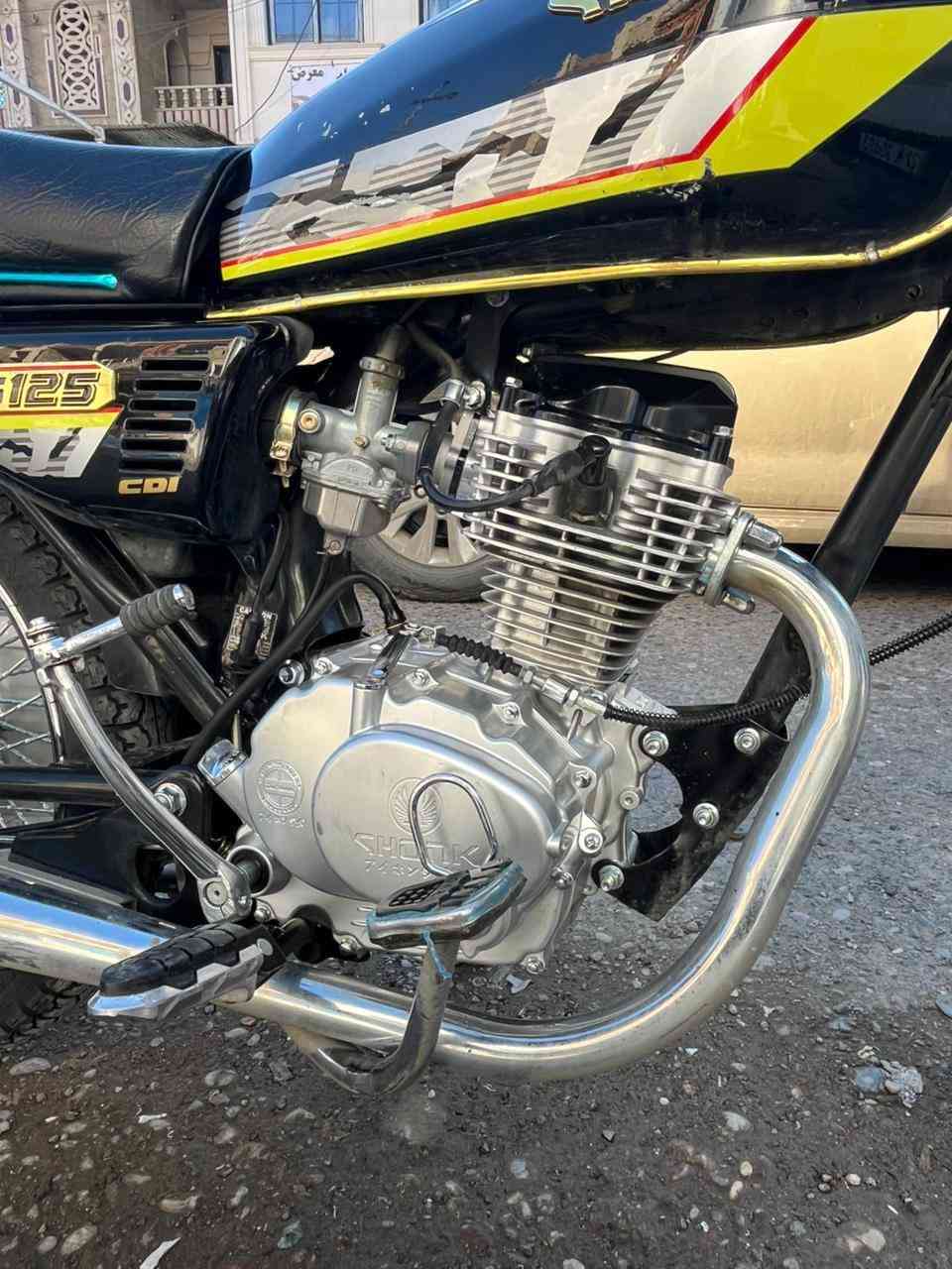 دراجه للبيع سونك مكينه كبس 4 كير 125cc
نضافه 99% المكان اربيل السعر 650 وبيها مجال بسيط واتساب  ***********
