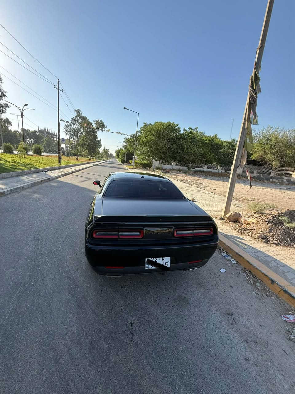 جالنجر gt صبغ بنيد 
جاملغ بارد 
رقم اربيل بسمي تحويل مباشر
موصفات GT معروفه
***********
داوخل بسيطه 
ماشيه 45
 سياره  حلوه سياره Colombo, Sri Lanka
