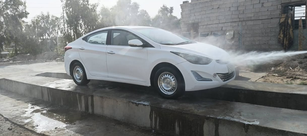 سلام عليكم 
انتره 14خليجي 115وبيها مجال
ابلاد ماعده الداير مال الباب المذكور بصوره
كير ومحرك
مكينه1800
مري شفط 
لايت زنون
لاضربه ولاتبديل ليبل واحد
رقم دولي بسمي ذي قار
فتحت سقف
تبريد شرط الشغل 
العنوان كربلاء
رقم ***********
