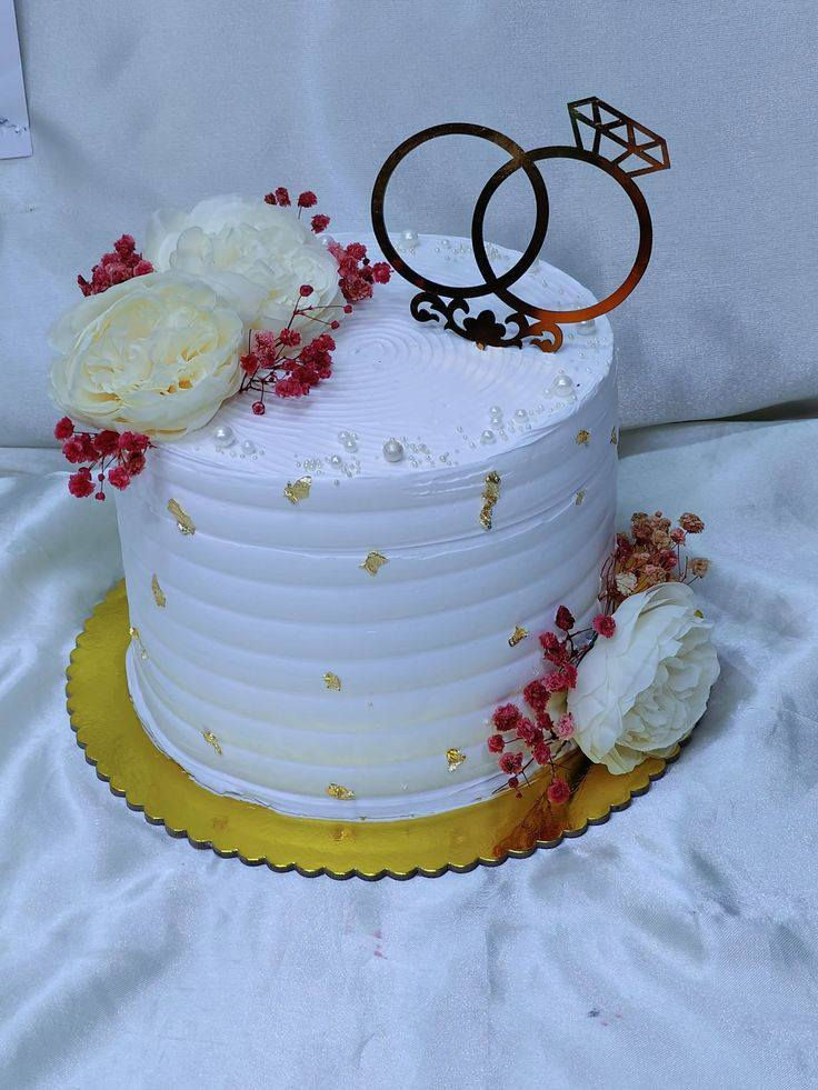 اذا عدكم مناسبه لا تحتارون مستعدون لتجهيز كافة مناسباتكم شغلنا درجه اولى راح تتباها بي كدام خطارك🫣
للحجز راسلونا ***********
