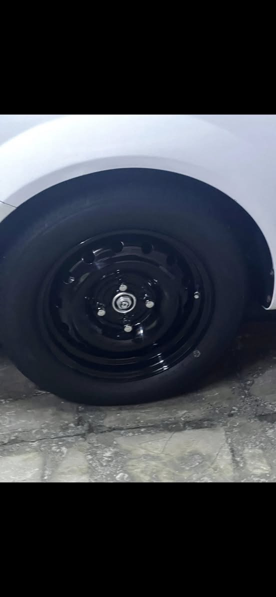 سلام عليكم ابتره لبيع شركه عام سياره مكفول كفاله عام ماشيه82 حقيقي سبير مانزل بسمي رقم بغداد ***********
