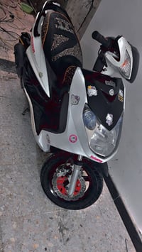 ياباني • مكينة جديدة • نقصها باتري