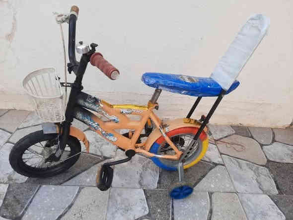 بايسكل بالة حجم ~12~
بشرط اي عيب مابي 
25 الف كركوك
*********** كركوك
