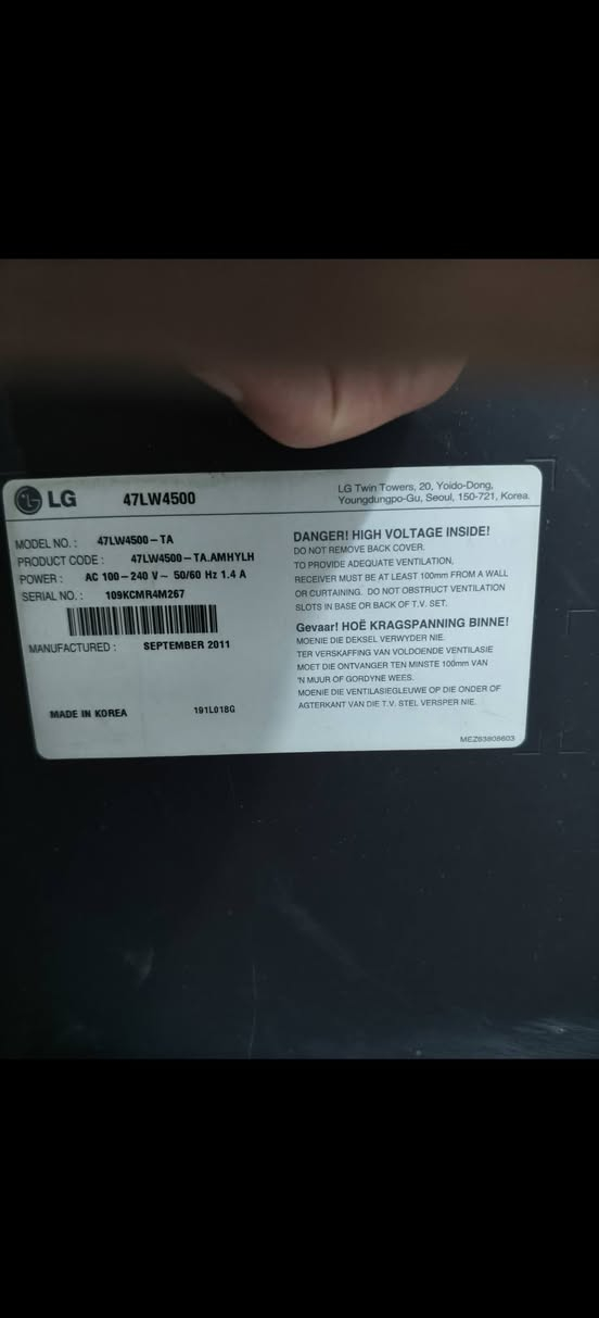 شاشة LG
شغال الحجم 47
السعر 100


**إذا كنت صاحب هذا الإعلان وتريد حذفه لأي سبب، رجاءا أرسل رسالة إلى الدعم الفني**