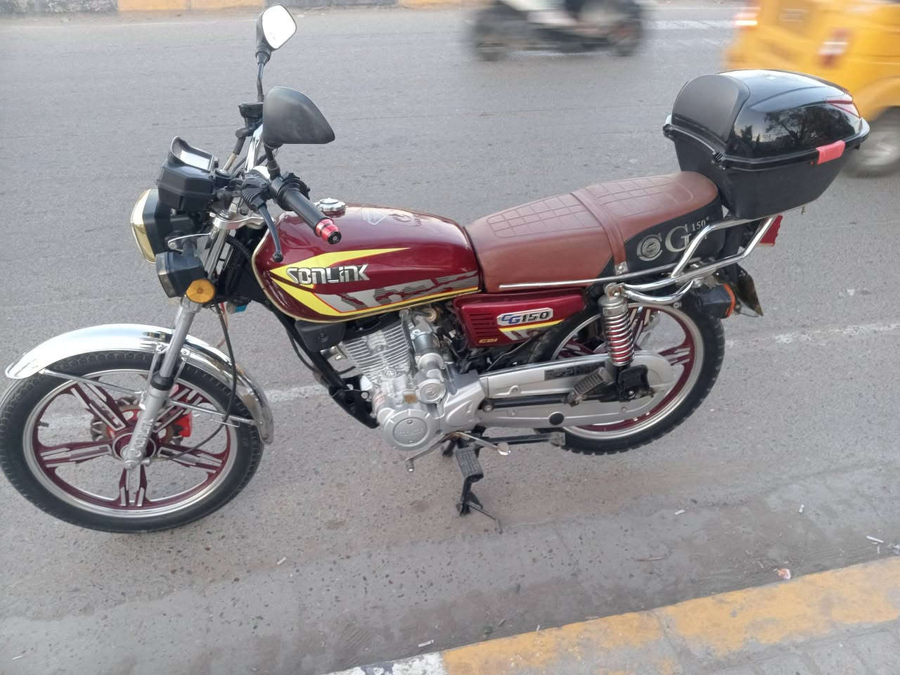 دراجه إيراني خمسه كير موديل  ٢٣ دراجه كفاله اخت لزيرو جديده بمعنى لكلمه اوراق كامله اي نقص مابيه مكينه مامفتوحه ناعمه  السعر ٦٥٠ وبيه مجال العنوان بغداد الحرية لموشراي لايتصل ***********
