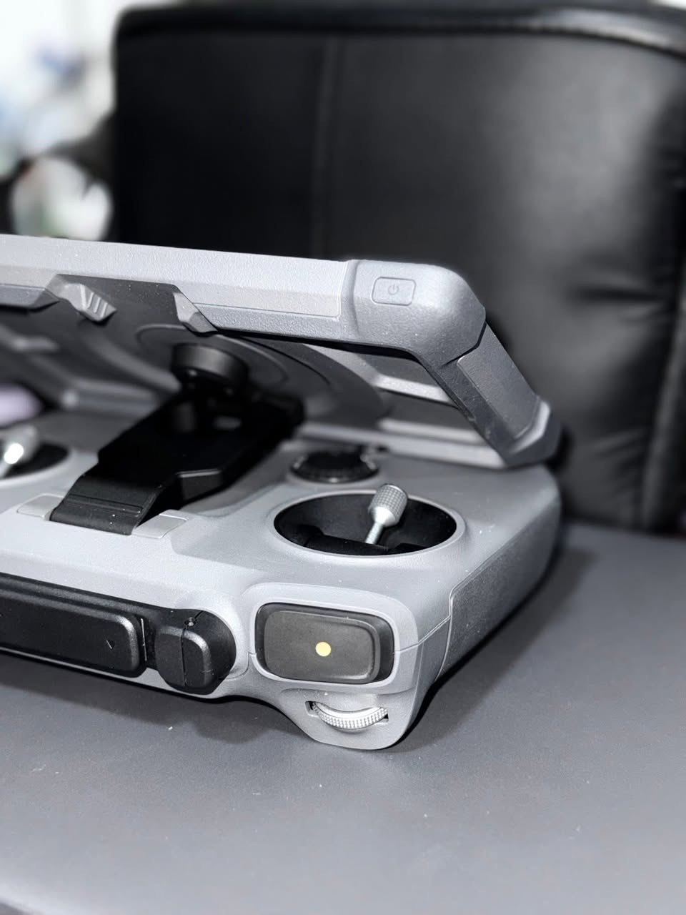 سلام عليكم
جوستك DGI ستعمل مره فقط 
سعر قفل ٧٥٠ الف 
العنوان بغداد الكرخ 
يوجد توصيل 

***********
