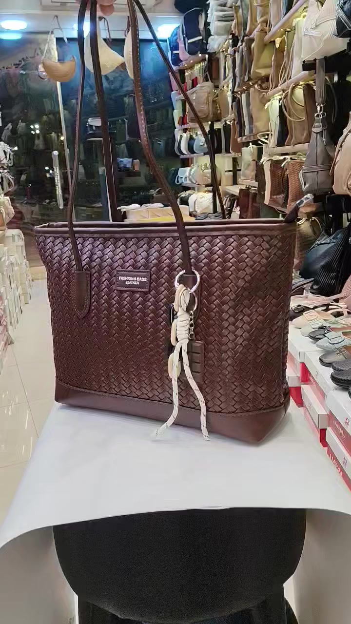 لاتنسون المسابقه تنتهي غدا مساءا
الشروط
10 تاكات مع مشاركه مع أجمل هديه
🎁🌈💃🎁🌈💃🎁🌈💃🎁
حقيبه حجم كبير بكافة الالوان ب 16 الف💃

للحجز والاستفسار مراسلة الصفحه او ***********
تتوفر خدمة التوصيل داخل الموصل وكافة المحافظات
العنوان الموصل الزهور مقابل دورة النافوره أحذية وحقائب سيدار
