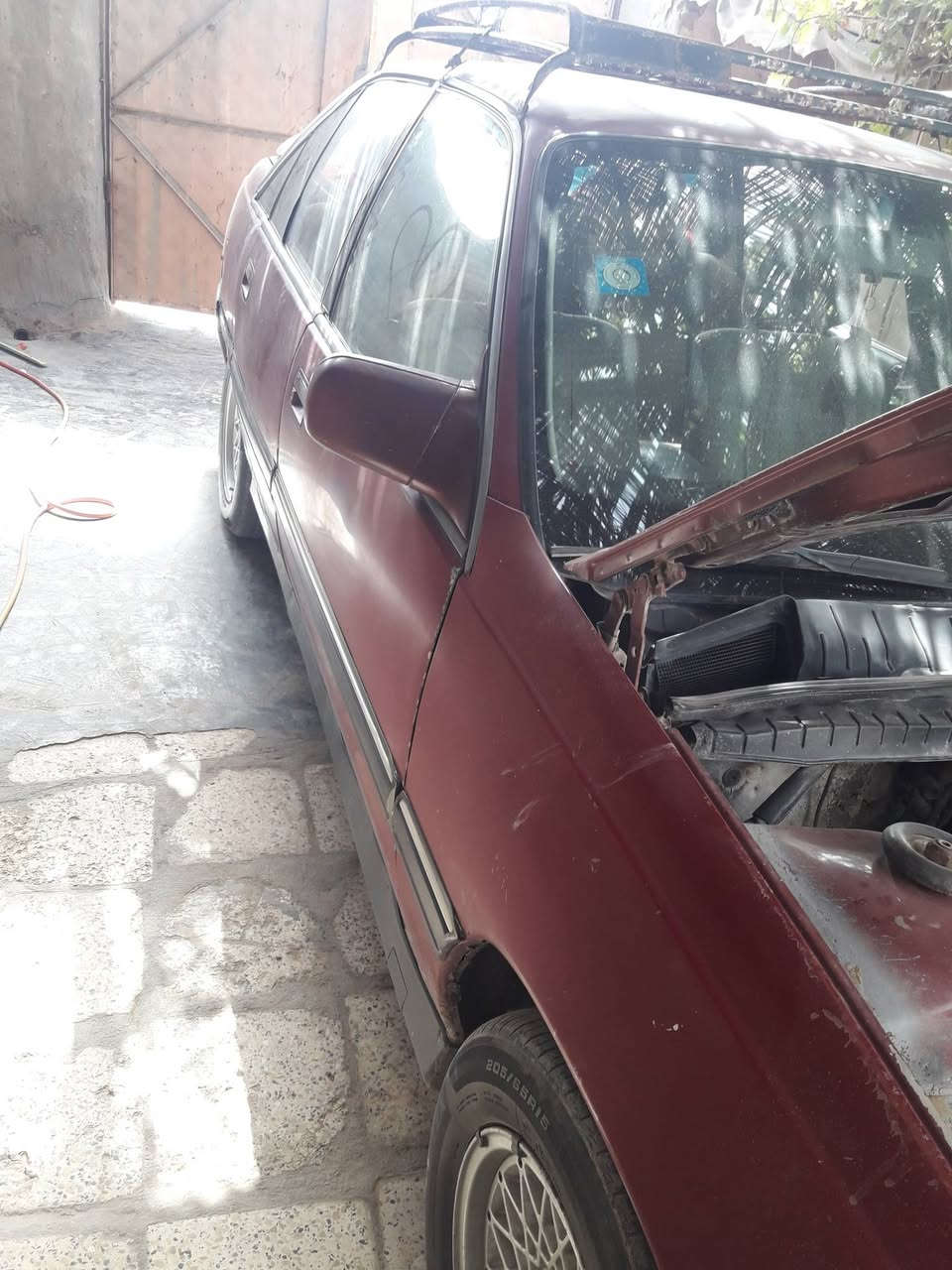 وبل وميكه مديل 92 سياره خير من الله ضربه مابيه دحجات قليله كمينه وكير خير من الله حداديه نص عمر سياره بسمي مكان سياره الدوانيه حي الفرات السعر 27 وبيه مجال ***********
