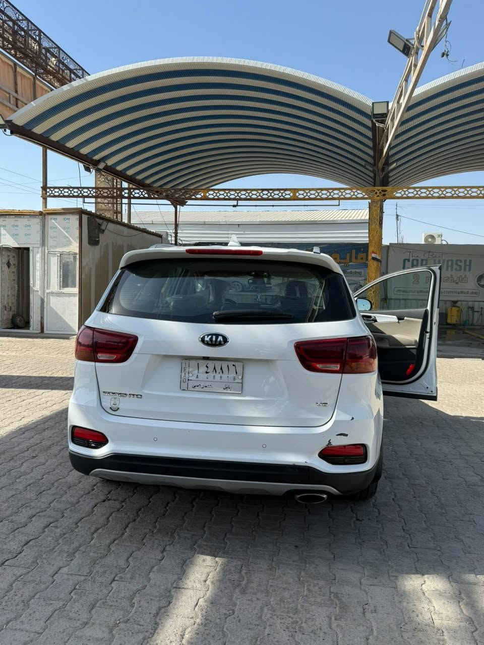 البيع سورنتو فول موصفات 2020 سياره جديده مكينه 6 سبعه راكب تبريد اربع قطع رقم بابل بسمي سياره جديده بيه ملاحضات بصيطه ***********
