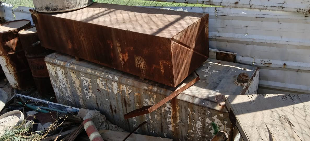 السلام عليكم
تانكيات كاز عدد 2 نضيفات التانكي الكبير اكثر من 1000 لتر والصغير اكثر من 200 لتر للبيع للأستفسار اكثر الاتصال على رقم صاحب التانكيات ***********
