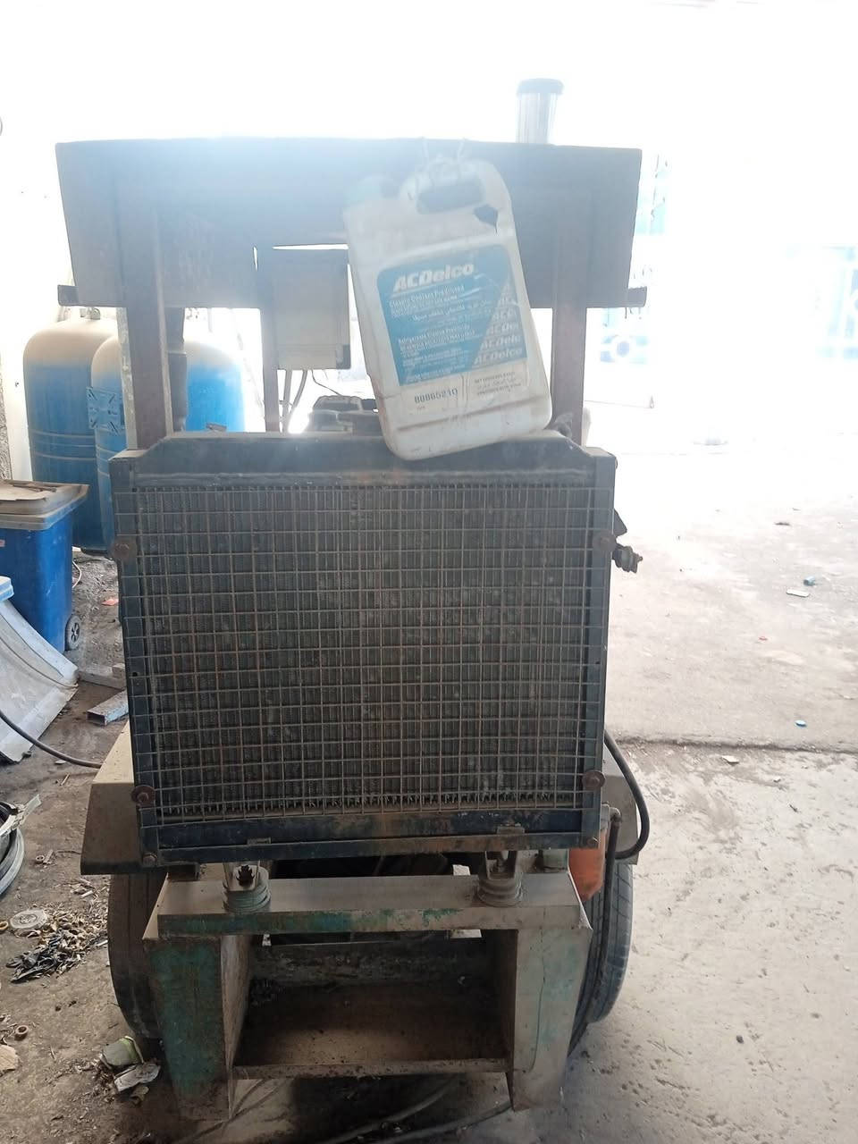 مولد كيا 30 kv
السعر 12 $ 
للاستفسار واتساب واتصال على الخط ***********
