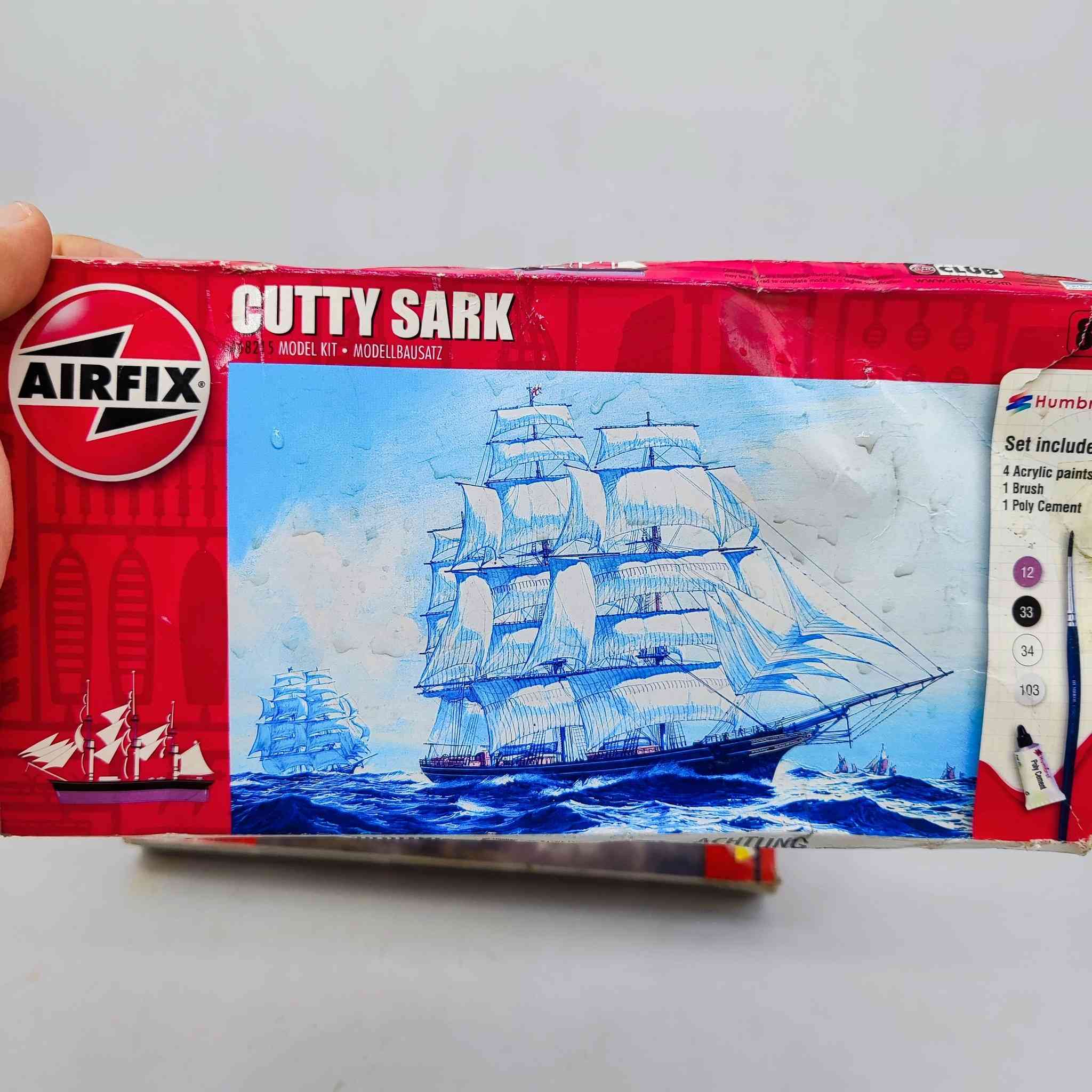 AirFix 🥰😍🤩💯💥🔥❤️💢🌹
للحجز والاستفسار يرجى مراسلة الصفحة Umbrella toys أو التواصل مع الرقم ***********
