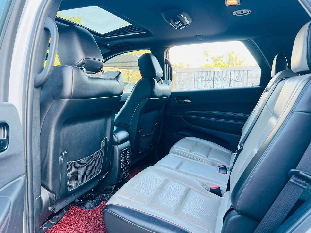 للبيع دودج دورنگو
🟢Dodge Durango 2023 GT🟢

حجم المحرك V6 سلندر (3.6L)

🔴عدد المقاعد 7

🔴(سيارة بارد فقط بدون تبديل) 

🔴(السعر/315 ورقة)

🔴المواصفات:

بصمة تشغيل عدد 2

بصمة أبواب

تشغيل عن بعد (Remote Start)

صندوق شفط كهربائي 

رادار امامي (تحديد مسار)

رادار جانبي (نقاط عمياء)

رادار خلفي (التحذير من الاصطدام)

اوتو ستارت Auto Start 

اوتو ستوب Auto Stop

كشنات جلد+خزن ميموري

كشنات تدفئة تبريد

استيرن تدفئة

شاشة كبيرة لمس

حساسات خلفية+ كاميرا 

وضعيات القيادة

شفتات استيرن+تحكمات استيرن

مانع انزلاق+ABS

منافذ AUX+USB

الضرر كما موضح بالصور

السيارة مرقم بغداد بسمي 

موبايل : ***********
