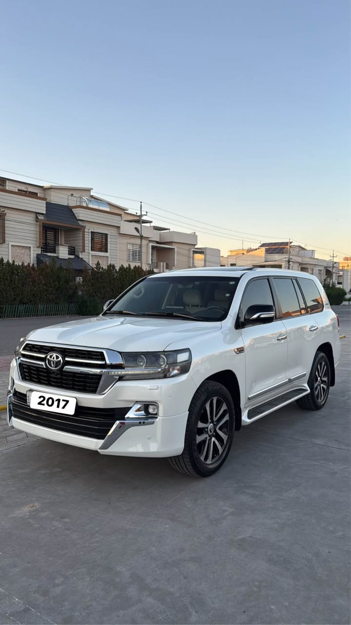 ‎تۆیۆتا لاندکڕۆز 2017 مواسەفات GXR وایت ئیدیشن 
‎سفری شەریکەی جیهان 
‎فول فول مواسەفات 
‎مەکینەی v8  
‎133  هەزار کیلۆمەتر ڕۆیشتووە 
‎ناو زەرد 
‎سەلاجە 
 
‎سڵایت 
‎سوکان کارەبایی 

‎دەبڵ ئەکسل 
‎ڕادار و شەغال 
‎کامێرا 
‎حساس 
‎هۆک 
‎تبرید مەرکەزی 
‎سەنەوی و فحسی نوێیە 
‎هەموو شتێکی نوێیە 
‎هیچی مەسرەفێکی تێدانیە 
‎پاتری و چوار تایەی نوێی لەژێرە 
‎هەموو گیانی بەشەرت 
‎بێ بۆیاغ بێ سارد بێ شوخت 
‎دەعامی بۆ دەعامی بەشەرت  
نرخي سعر   515$
‎گێر و مەکیەنەی بەشەرت نەکراوەتەوە 
‎برغۆی بانەدراوە لەسەر دەقی شەریکە 
‎هیچ کێشەیەکی تێدا نییە 
‎ موافةقةي جام رةشي بؤ كراوة تاكو 1 سال ٪؜80 
‎ژمارەی خاوەنەکەی 
*********** أربيل, العراق
