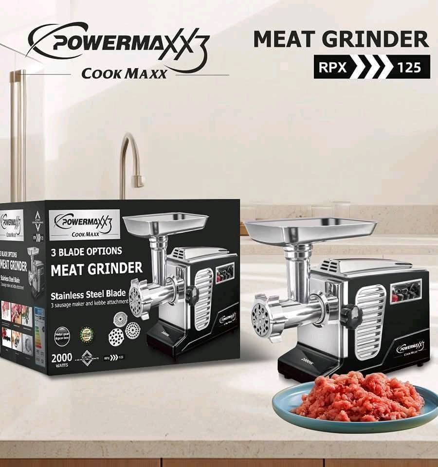  مثرامة لحم من نوع باورماكس، بجودة عالية وقدرة 2000 واط. تحتوي على شفرات من الفولاذ المقاوم للصدأ ووظيفة العكس لتسهيل العملية. المثرامة تجي مع ثلاث شفرات مختلفة وتقدر تستخدمها في تحضير أنواع متعددة من الطعام، مثل النقانق والكبة. الجهاز جديد وبعلبته الأصلية.