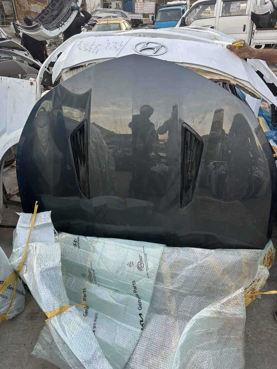 ‏سلام عليكم بنيد كماروتفصيخ اصلي سعر 500 دولار التوصل ***********
