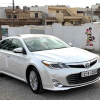 أفالون ليمتد • ٢٠١٣ • فتحة سقف