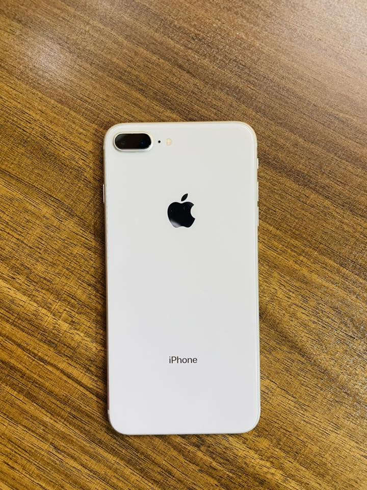 سلام عليكم ايفون 8 بلص نموذج m ذاكرة 64 بطارية 79 الجاهز مبدل شاشة فقط ارقة نوعية الجهاز نضيف سعرة 110 وبي مجال مكاني بغداد الشعب ***********
