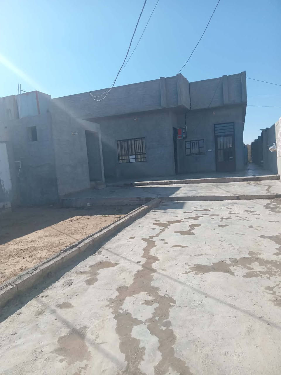 السلام عليكم،... دار للإيجار
📍 الموقع: بيجي – المالحة القديمة، قريب من الشارع الرئيسي (بغداد–موصل)
🕌 أقرب نقطة دالة: مسجد إبراهيم الخليل
للاستفسار والاتصال:
📞 ***********
📞 ***********
