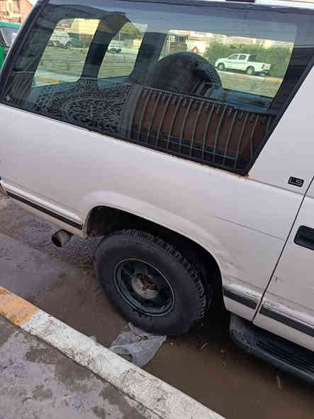 السلا م عليكم ورحمة الله وبركاته بهبهان بطة خمسة برغي موديل ٩٧ هزة جديدة شرط التحويل گير ٧٠٠ محرك 5300 سيارة حلوة تخم تاير دوشمة جديدة سيارة گاعدة كهرباء كلة شغال السعر 55 بيها مجال قليل هاتف *********** ابو آدم
