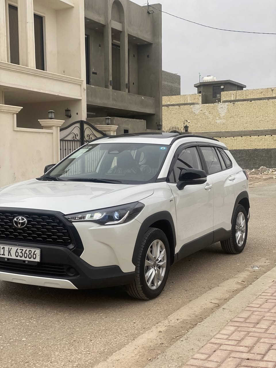 سلام عليكم سياره البيع كورلا كروز موديل 2025 فول موصفات بوضع الشركه ماشيه 18الف سياره قطعتين تبريد أي ستفسار ً على رقم ***********
