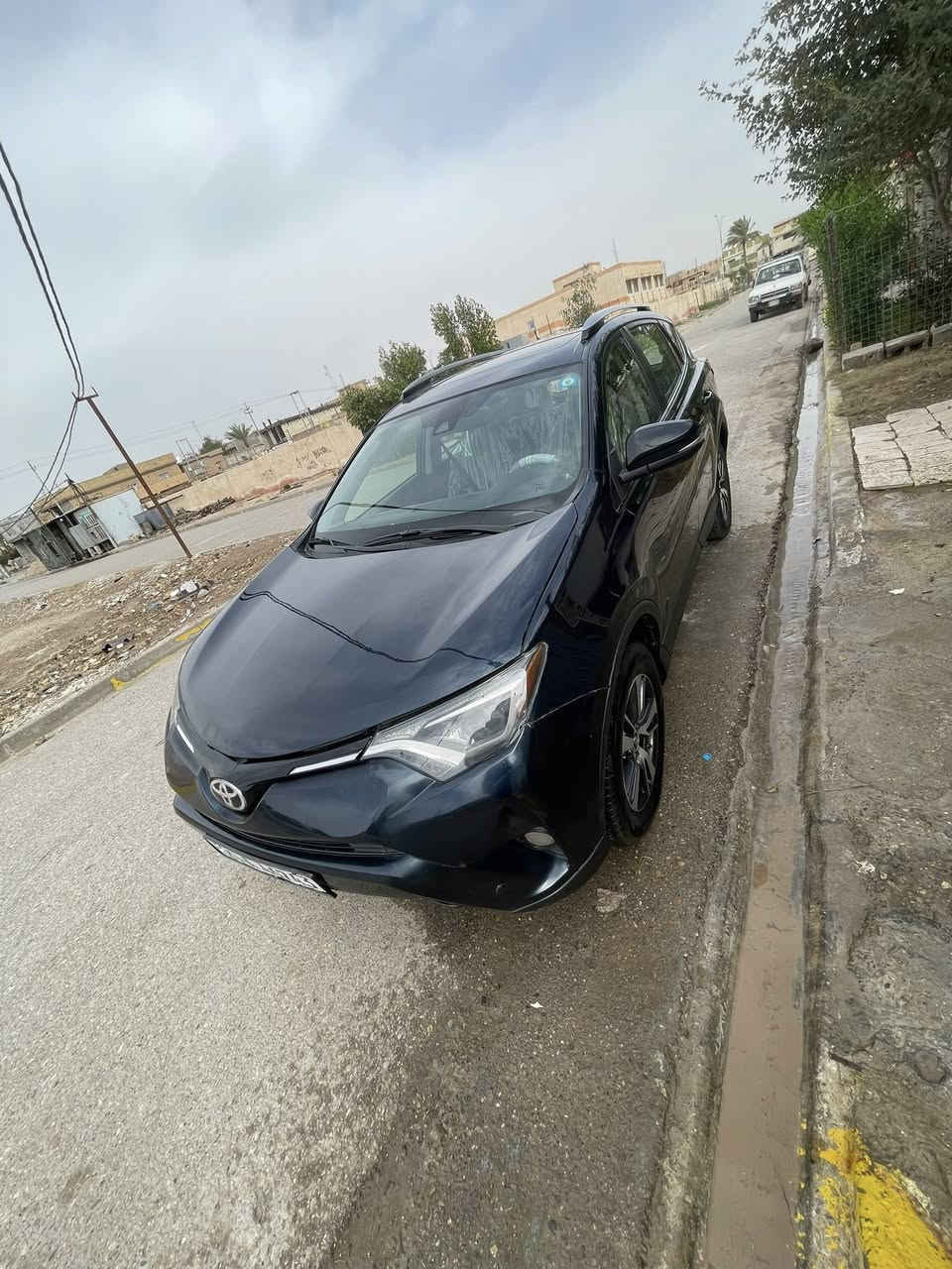 السلام عليكم ورحمة الله
#للبيع

راف 4 موديل 2018

الضرر موجود بالصور
وبالعراق صار بيهه صبغ جاملغ وبنيد بدون دواخل شرط وماشيه 145.000 الف 

السعر165وبيها مجال

مامتواجد ع فيس

اتصل وتدلل ***********
