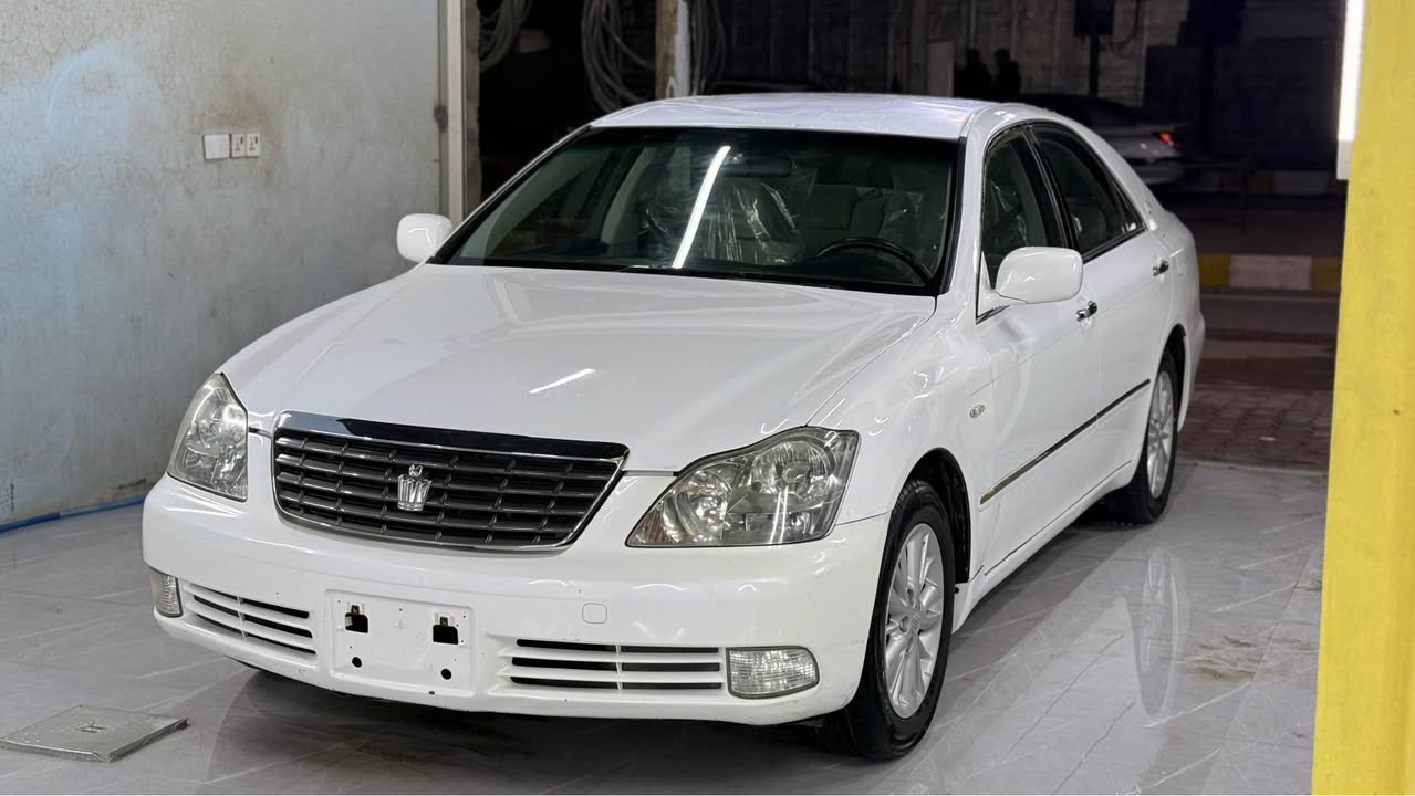 شاينه سپي ٢٠٠٦سويج ٣دووگمه گيرگه وره ي مه كينه بجوك ناوره ساسي كامل مه سره ف كراوه سه قفي ساردي هه يه سعر ٥٤گه لا *********** حلبجة, السليمانية
