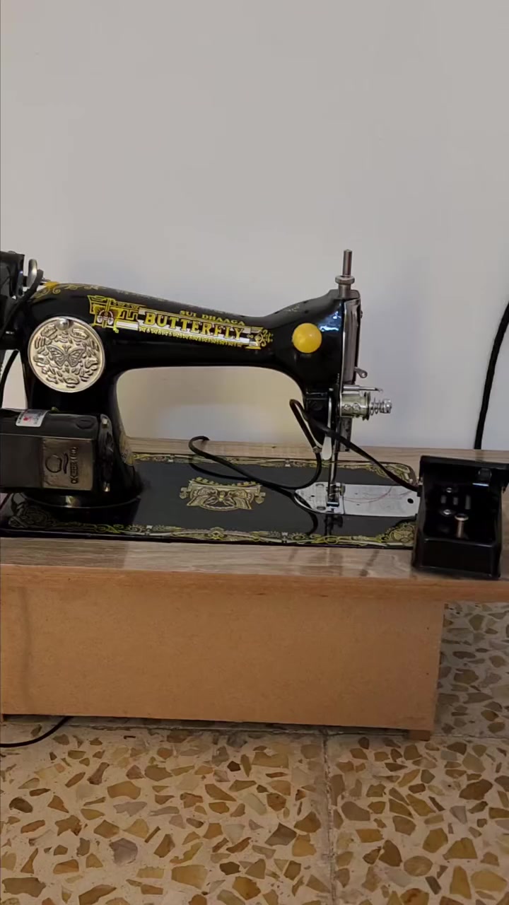 عندي مكينة الفراشة جديدة ما مستعملة بس ٥ دقايق


**إذا كنت صاحب هذا الإعلان وتريد حذفه لأي سبب، رجاءا أرسل رسالة إلى الدعم الفني**