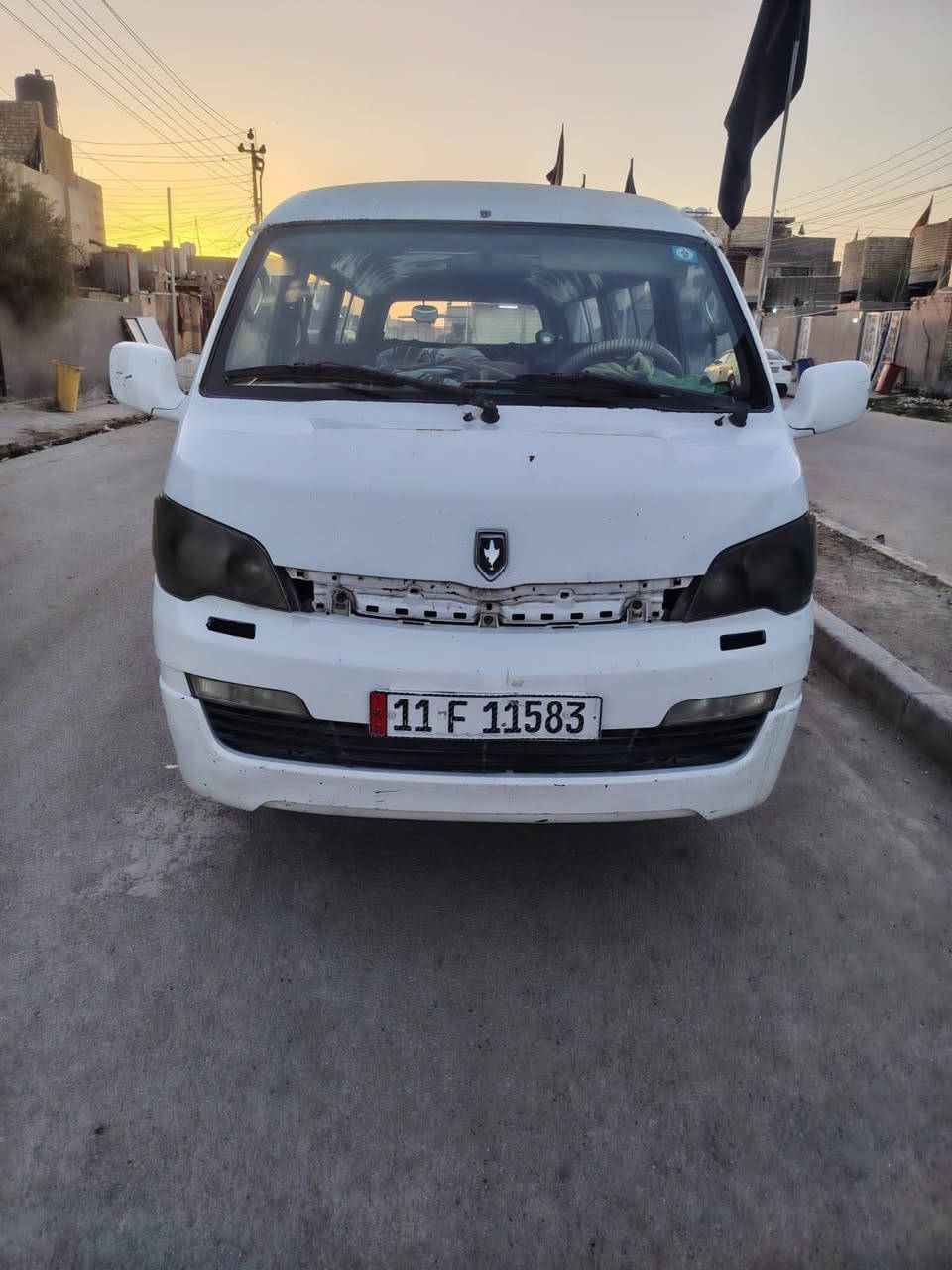 سلام عليكم  جنبي H1 بلاديه جاهزه من كلشي تحويل ثاني يوم السعر 80وبيه مجال العنوان المعامل الباويه رقم تليفون ***********
