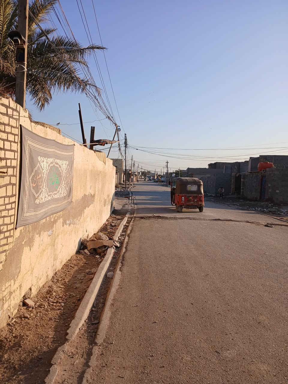 السلام عليكم
بيت بالمعسكر شارع مدرسة المختار ..المساحة ٣٧٠ ب ٧٠ مليون أستفسار على الرقم ***********
