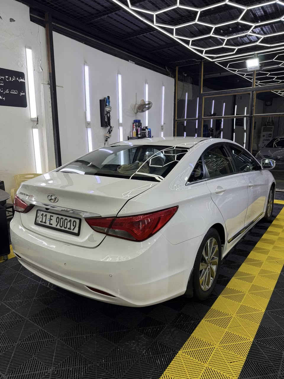 سوناتا خليجي 2013 مكفول كير ومحرك وصبغ فقط في الجاملغ الخلفي مثل ممبين بالسونار
السعر 135 بيهة مجال بسيط 
متوفر فقط اتصال وواتساب ***********
مكان السياره ديوانية
