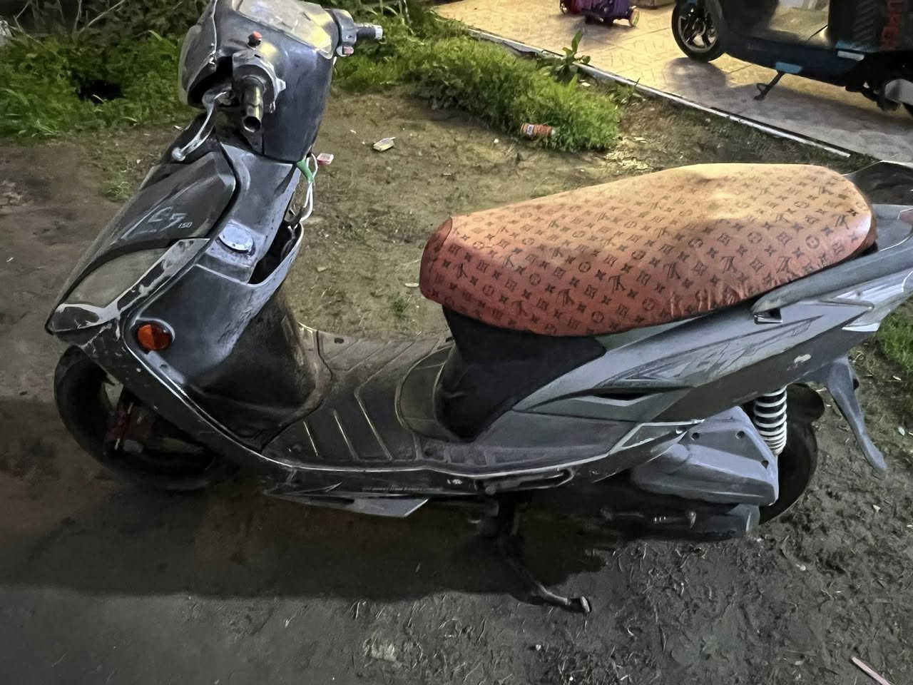 السلام عليكم كامكو جي 5متروكه للبيع 150 الف كوم حديد ابيع مكاني بغداد


**إذا كنت صاحب هذا الإعلان وتريد حذفه لأي سبب، رجاءا أرسل رسالة إلى الدعم الفني**